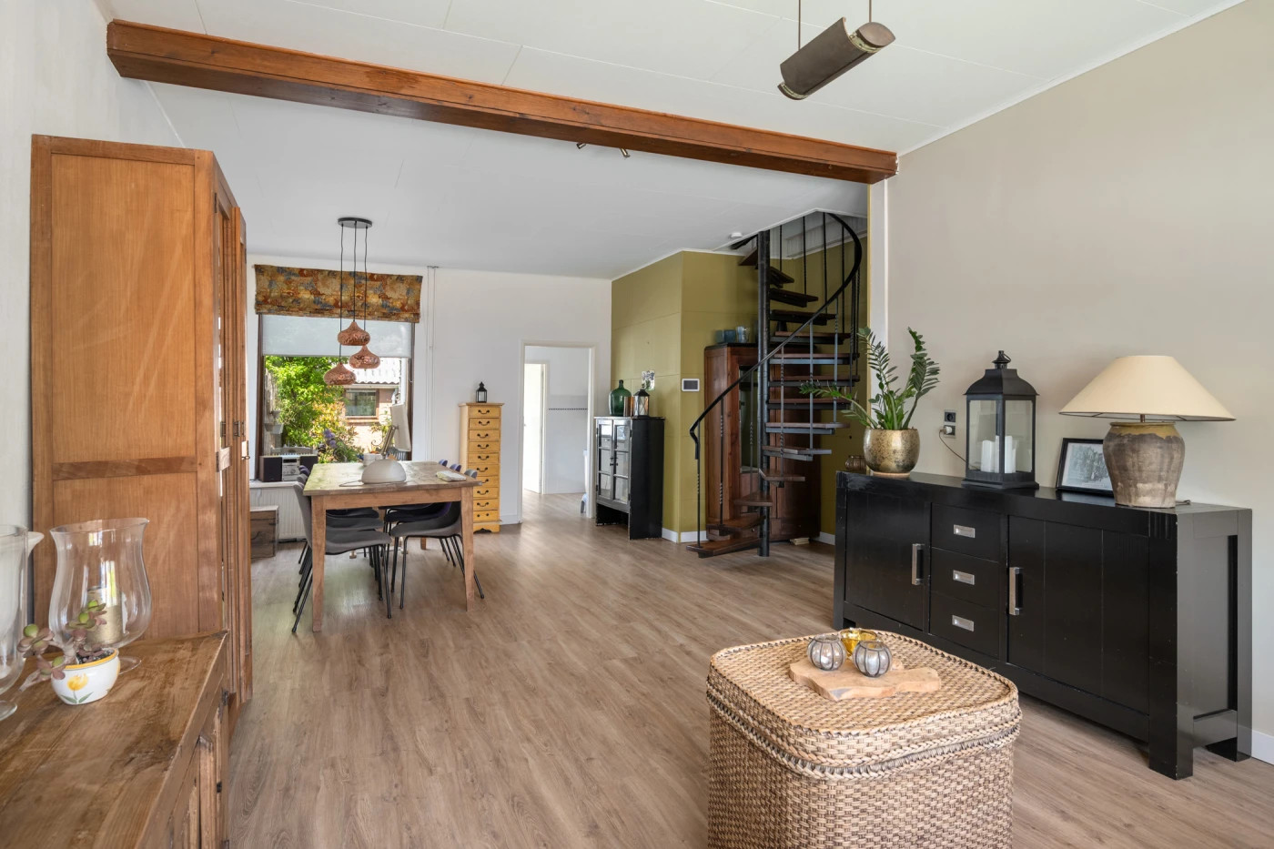 Hoekwoning te koop: Moriaanseweg Oost 207, Hellevoetsluis