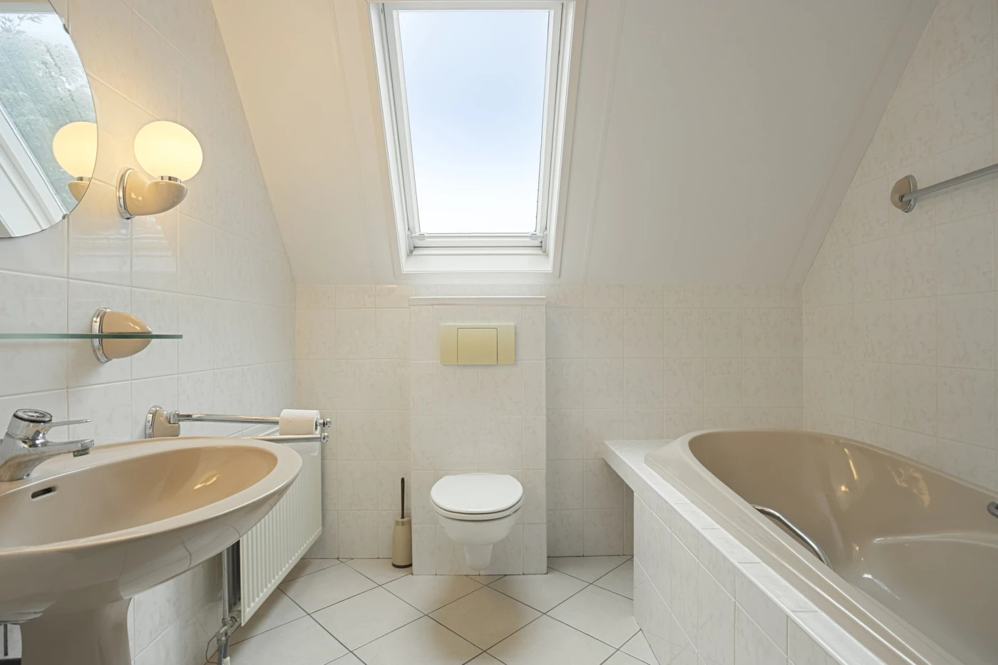 Vrijstaande woning te koop: Korteweg 14, Hellevoetsluis