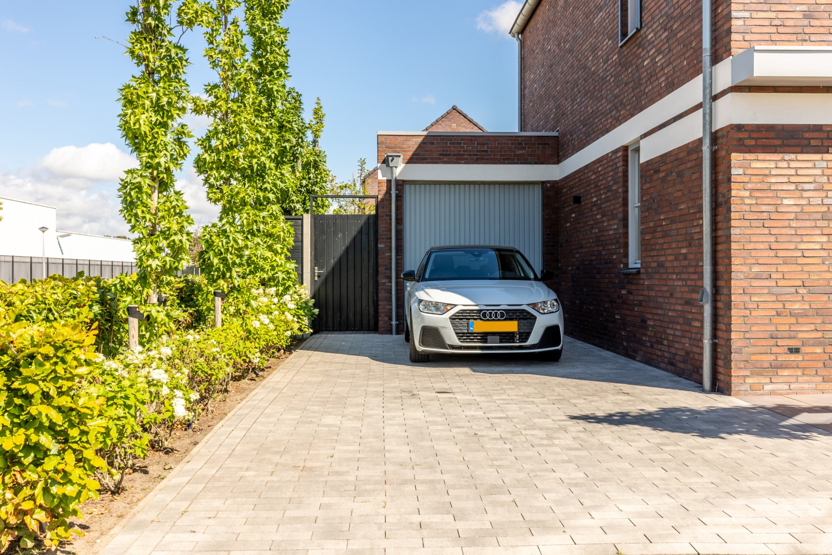 Hoekwoning te koop: Sportlaan 15, Hellevoetsluis