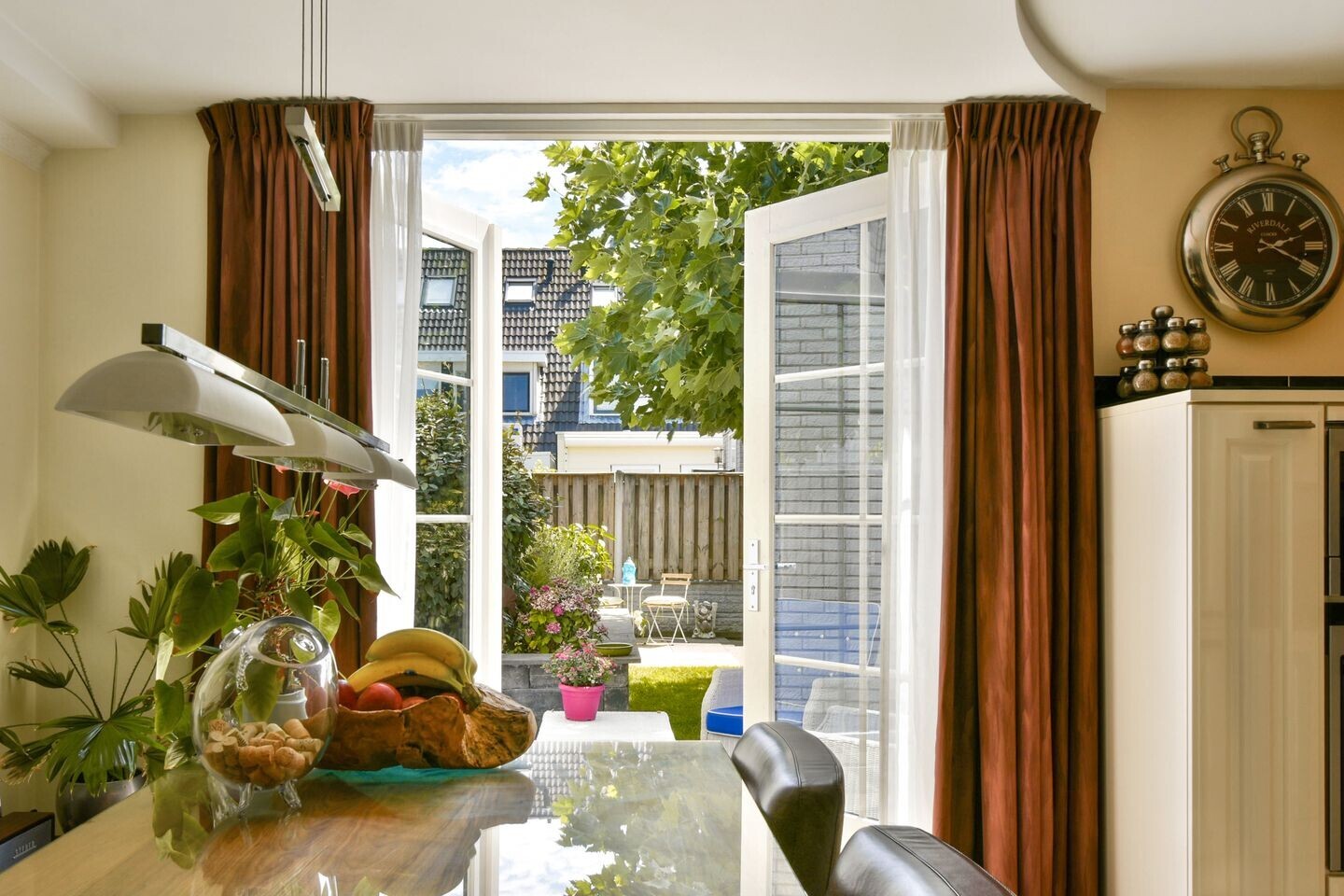 Tussenwoning te koop: Marshalllaan 109, Hellevoetsluis