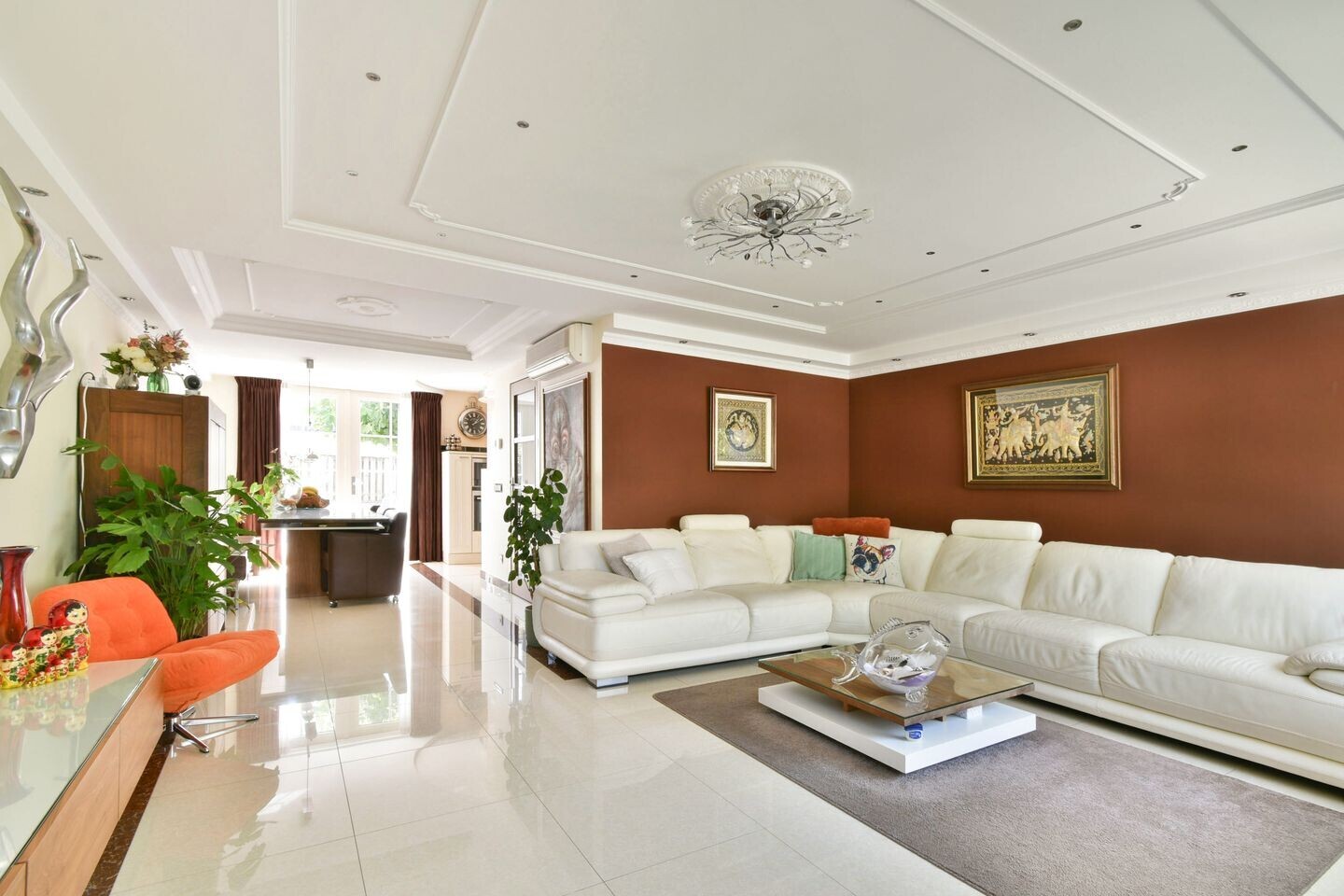 Tussenwoning te koop: Marshalllaan 109, Hellevoetsluis