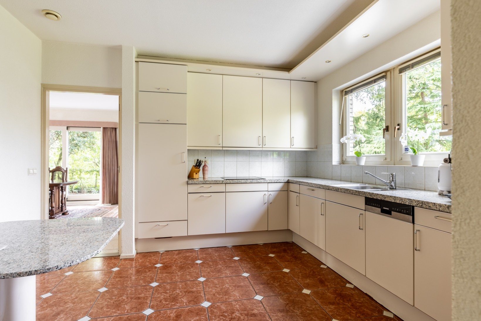 Vrijstaande woning te koop: Machteldstraat 11, Hellevoetsluis