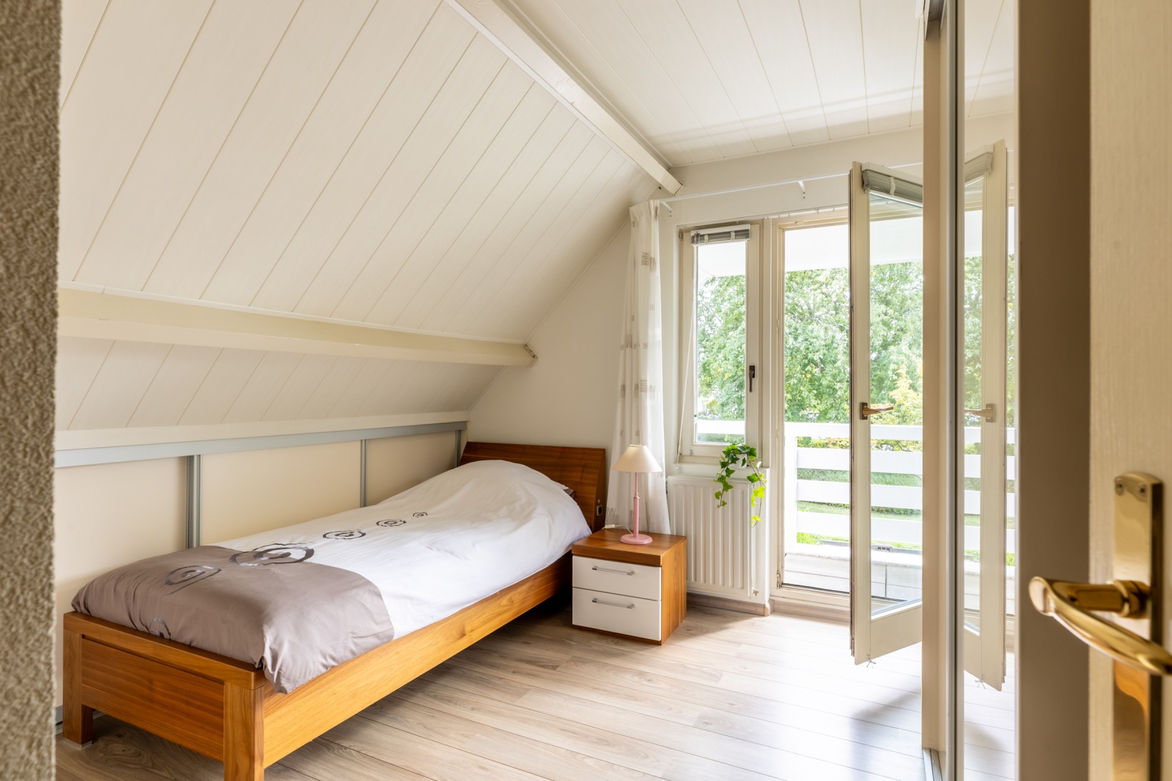 Vrijstaande woning te koop: Machteldstraat 11, Hellevoetsluis