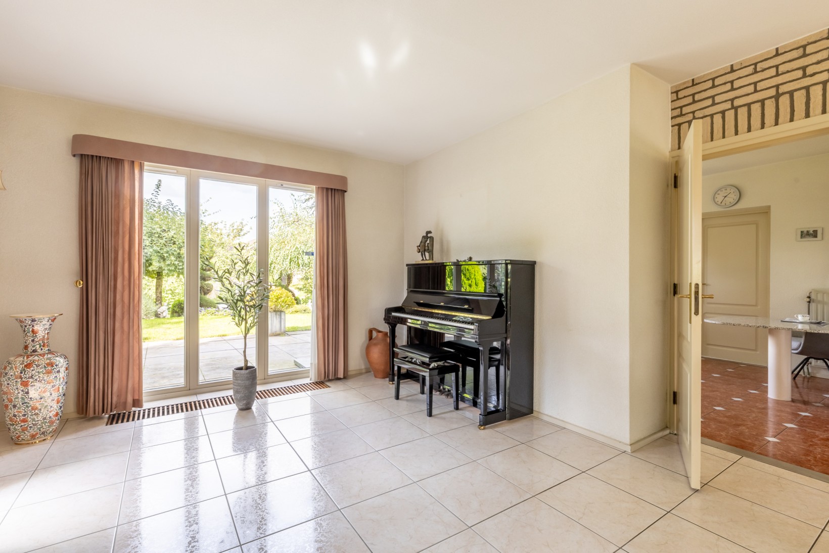 Vrijstaande woning te koop: Machteldstraat 11, Hellevoetsluis