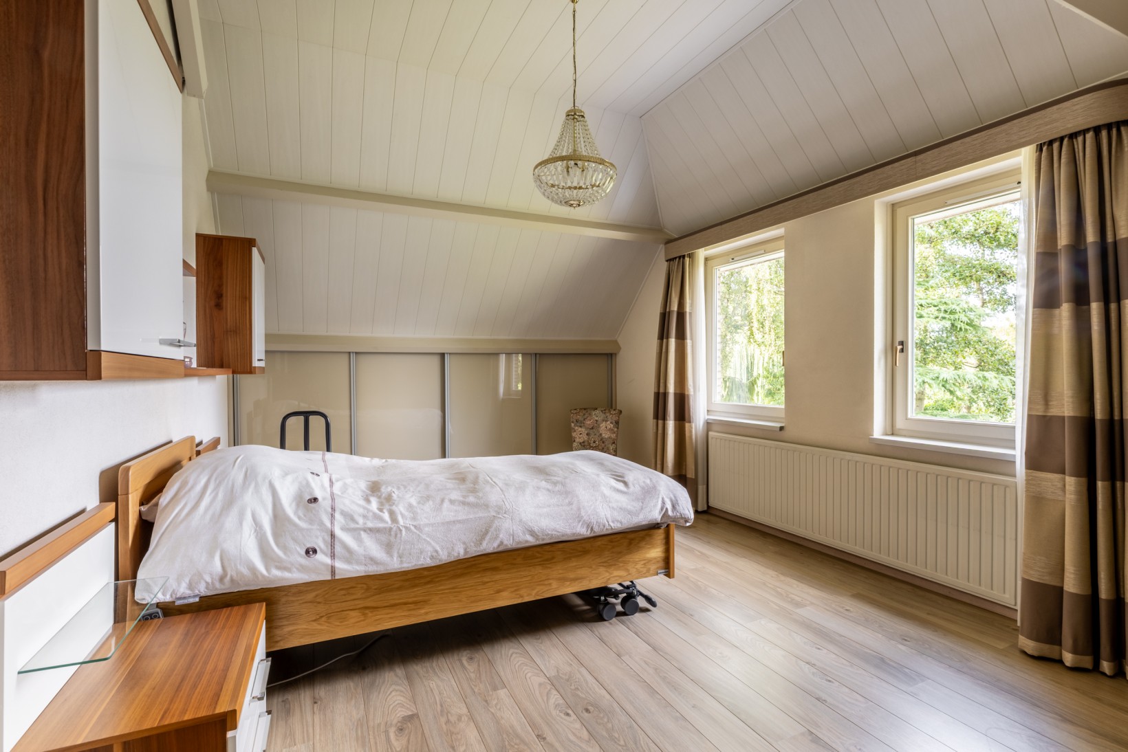 Vrijstaande woning te koop: Machteldstraat 11, Hellevoetsluis