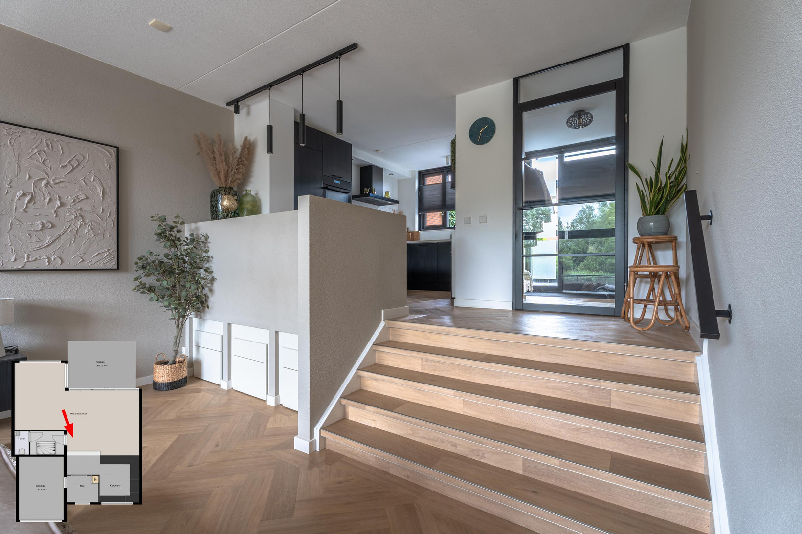 Tussenwoning te koop: Etudestraat 93, Hellevoetsluis