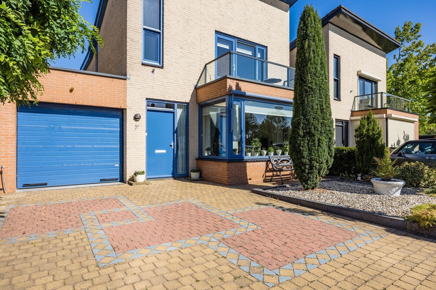 Tussenwoning te koop: Etudestraat 96, Hellevoetsluis