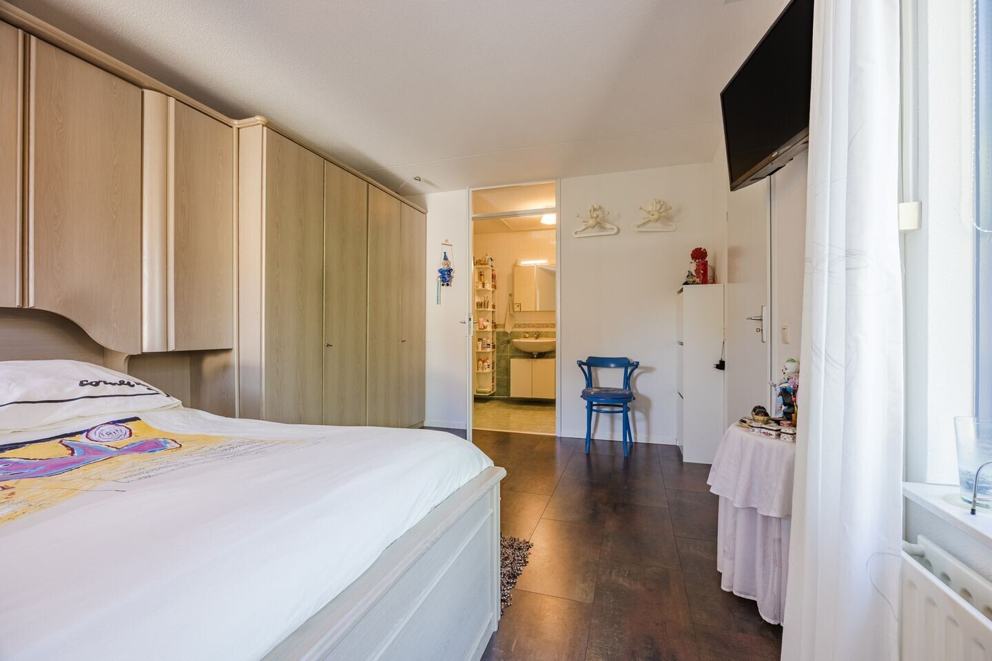 Tussenwoning te koop: Etudestraat 96, Hellevoetsluis