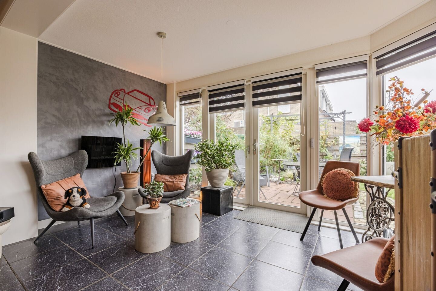 Tussenwoning te koop: Witte de Withplein 10, Hellevoetsluis