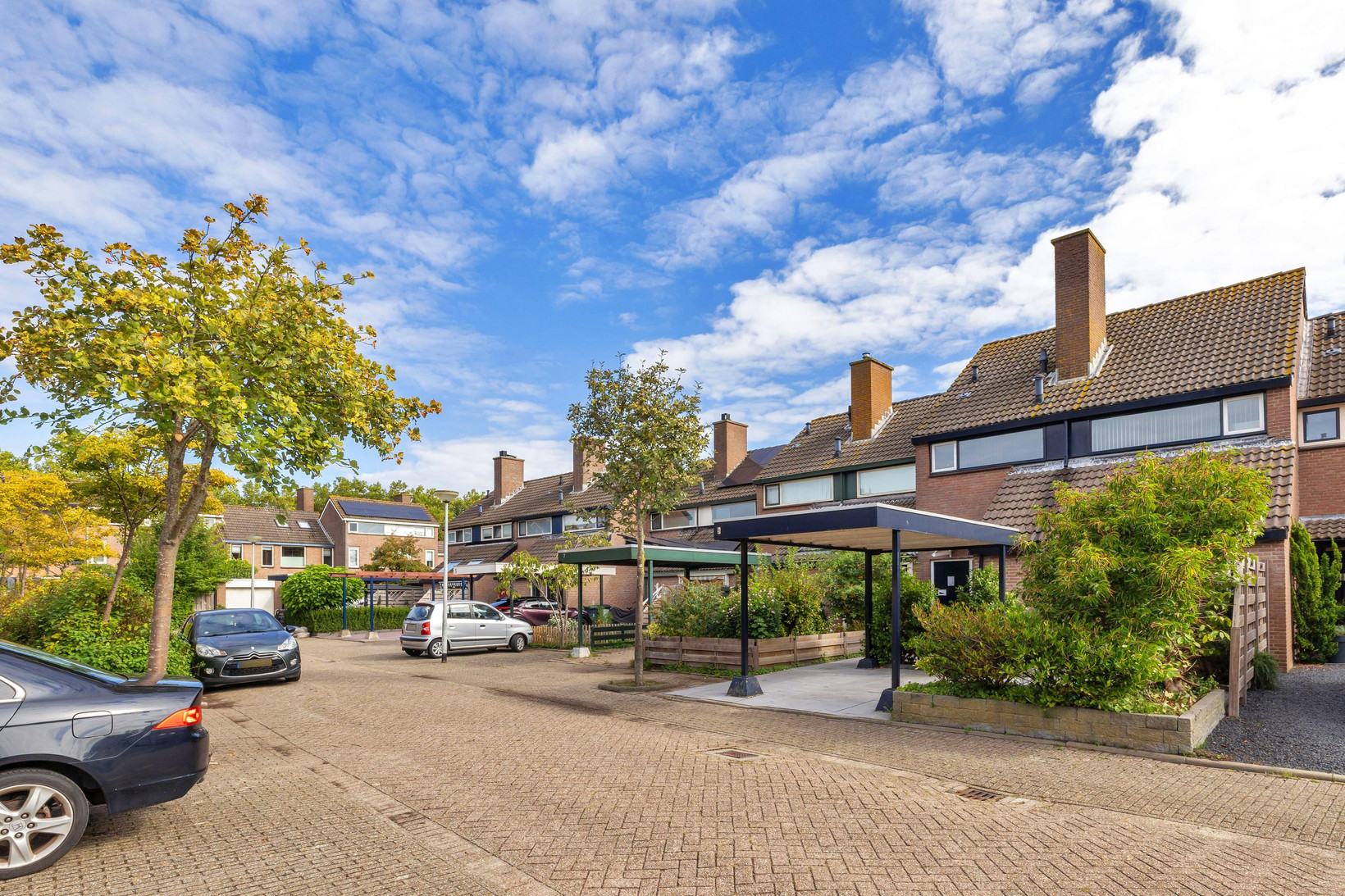 Tussenwoning te koop: Strekdam 9, Hellevoetsluis