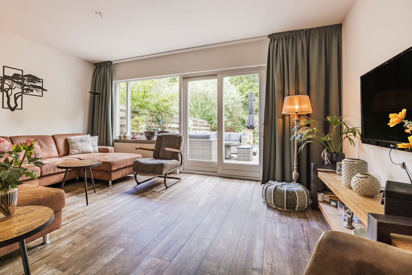 Tussenwoning te koop: Acacia 15, Hellevoetsluis