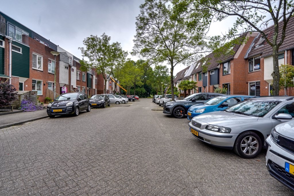 Tussenwoning te koop: Pijlstaart 44, Hellevoetsluis