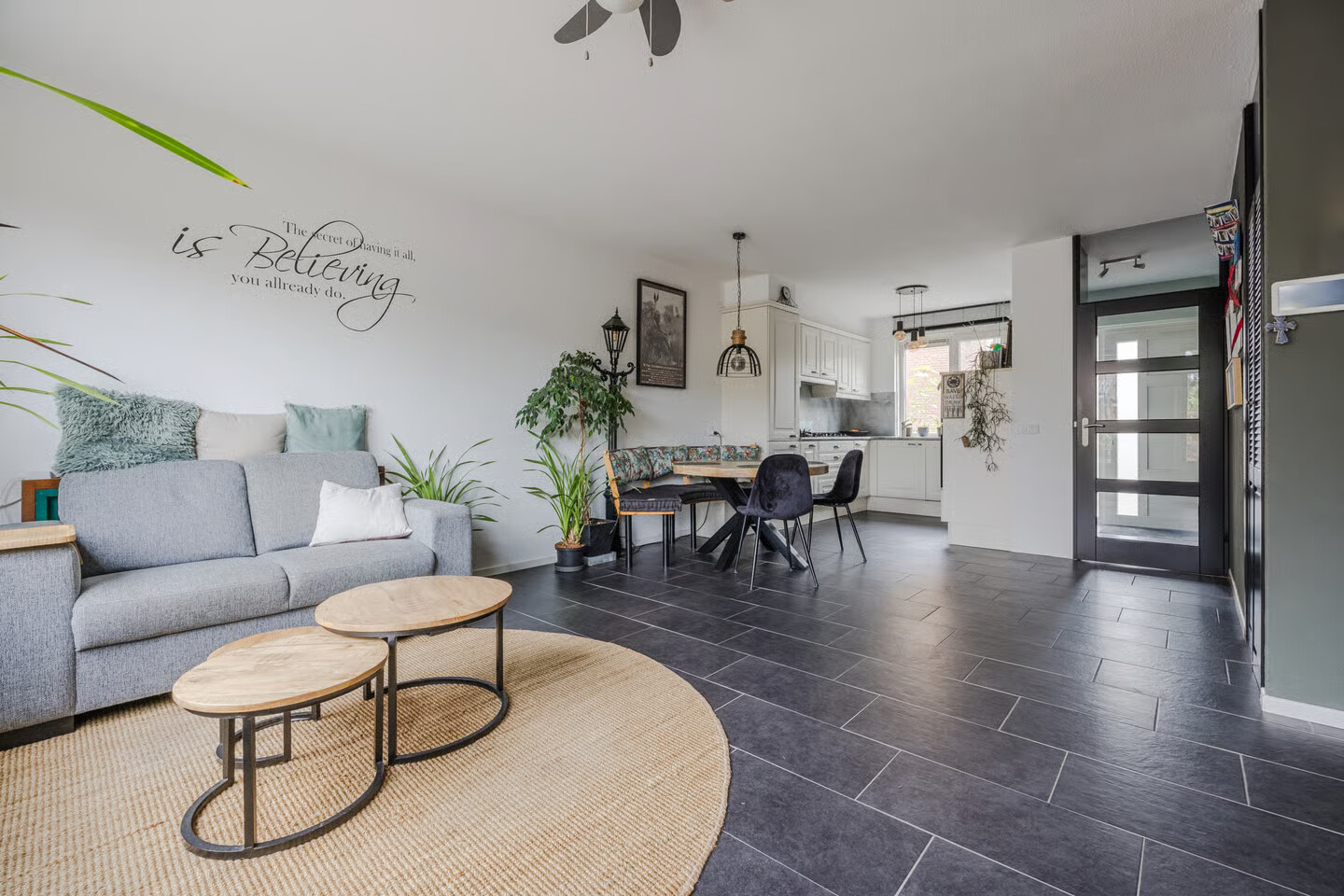 Tussenwoning te koop: Ares 17, Hellevoetsluis