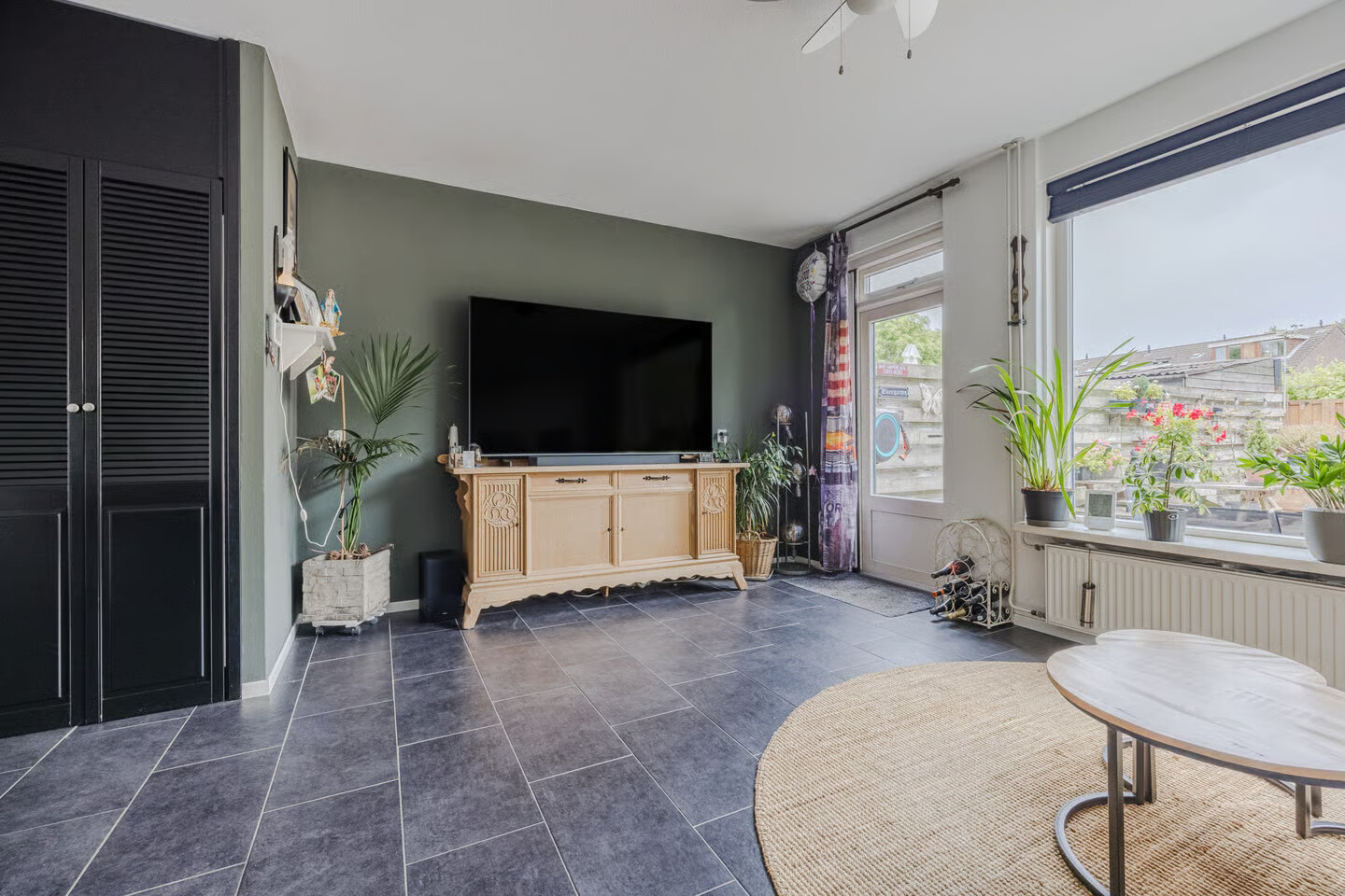Tussenwoning te koop: Ares 17, Hellevoetsluis