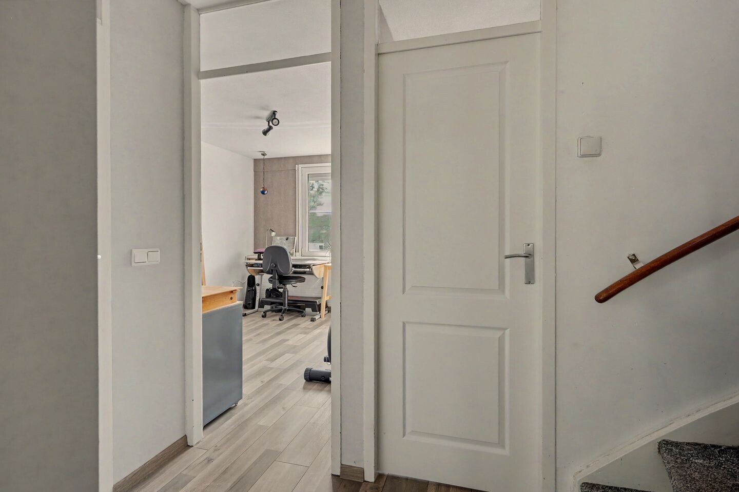 Tussenwoning te koop: Hermes 6, Hellevoetsluis