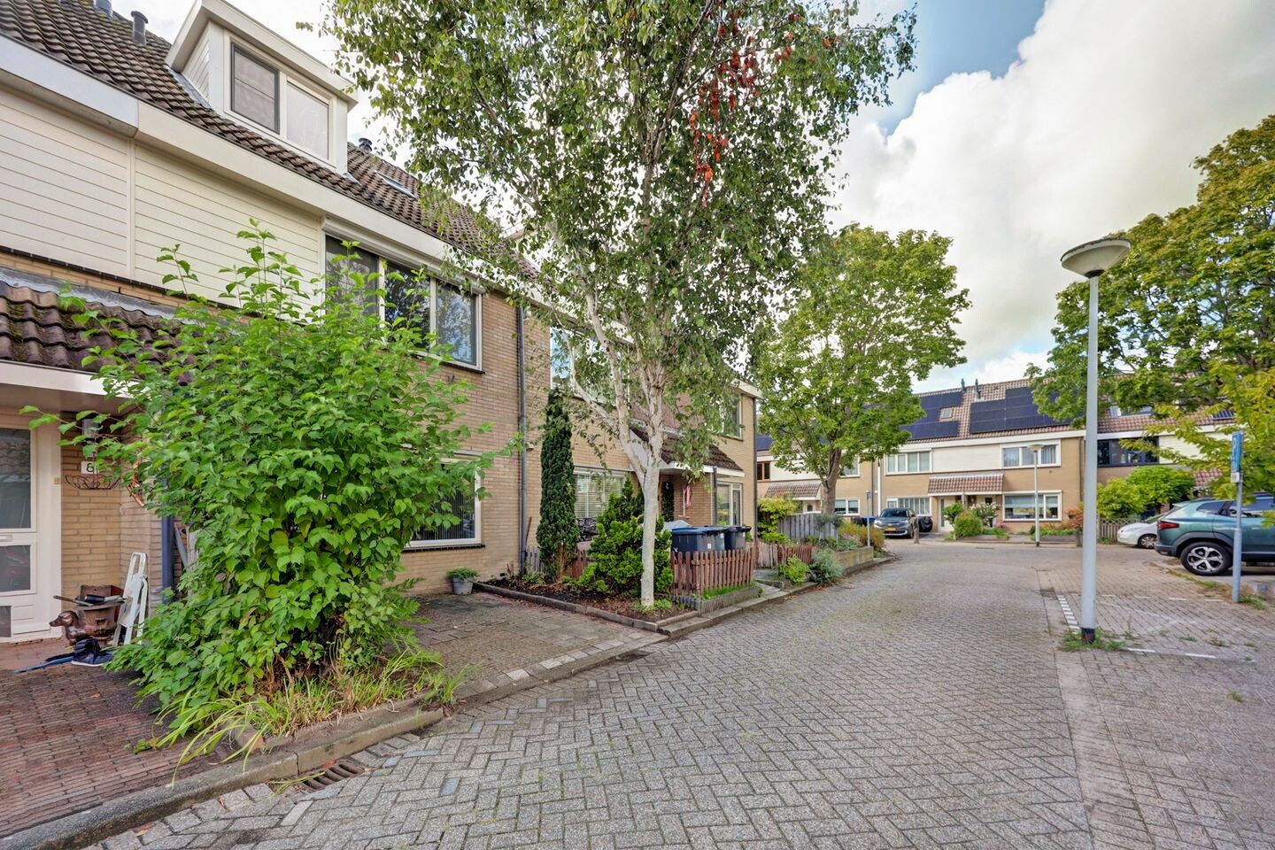 Tussenwoning te koop: Hermes 6, Hellevoetsluis