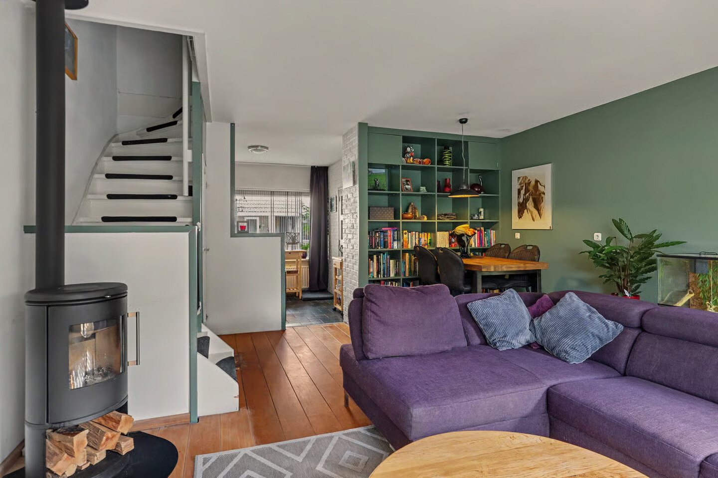 Tussenwoning te koop: Hermes 6, Hellevoetsluis
