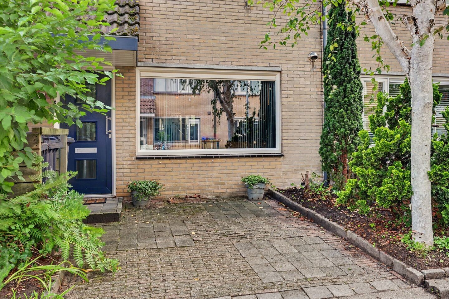 Tussenwoning te koop: Hermes 6, Hellevoetsluis