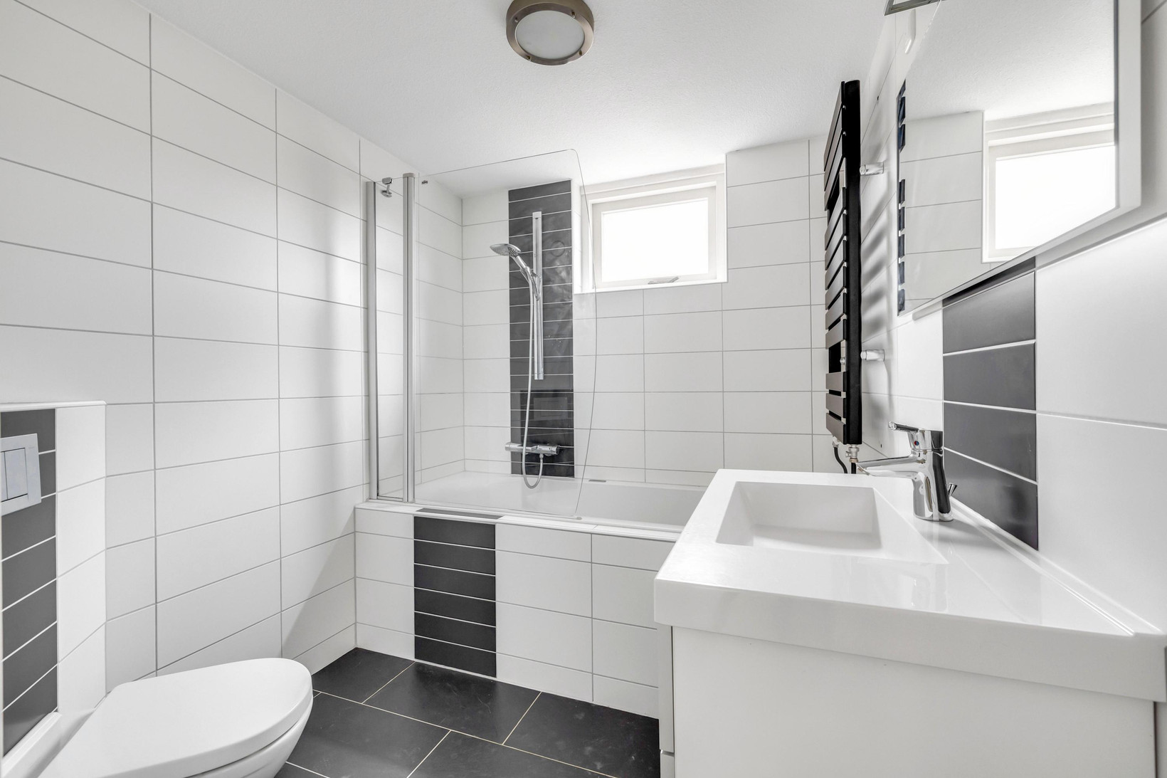 Hoekwoning te koop: Haring 1, Hellevoetsluis