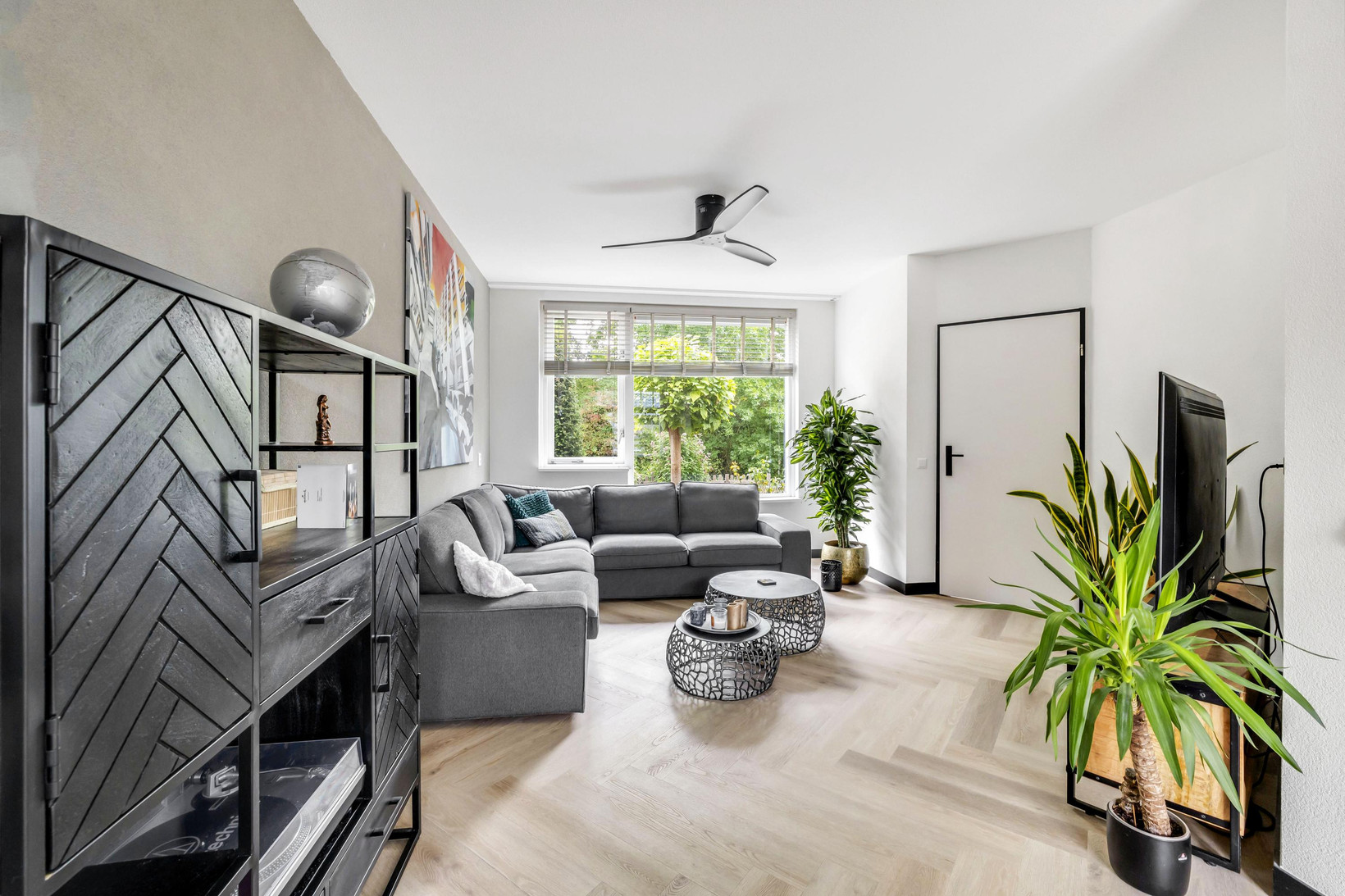 Hoekwoning te koop: Haring 1, Hellevoetsluis