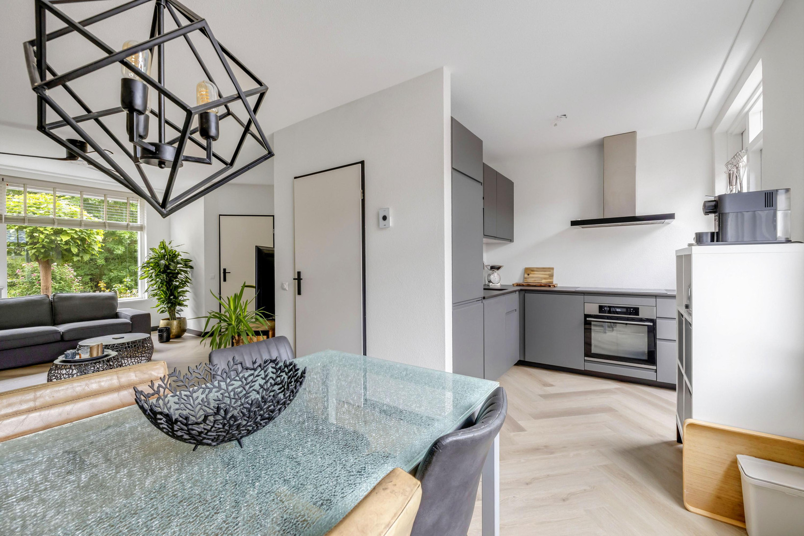 Hoekwoning te koop: Haring 1, Hellevoetsluis