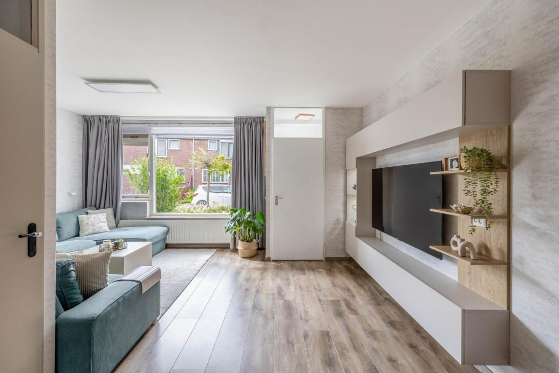 Tussenwoning te koop: Spiering 17, Hellevoetsluis