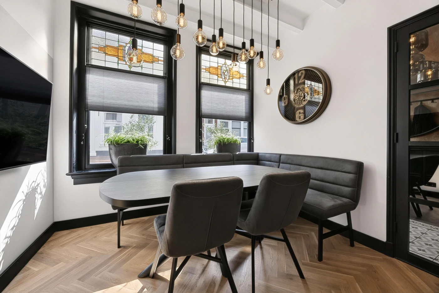 Tussenwoning te koop: Voorstraat 57, Brielle