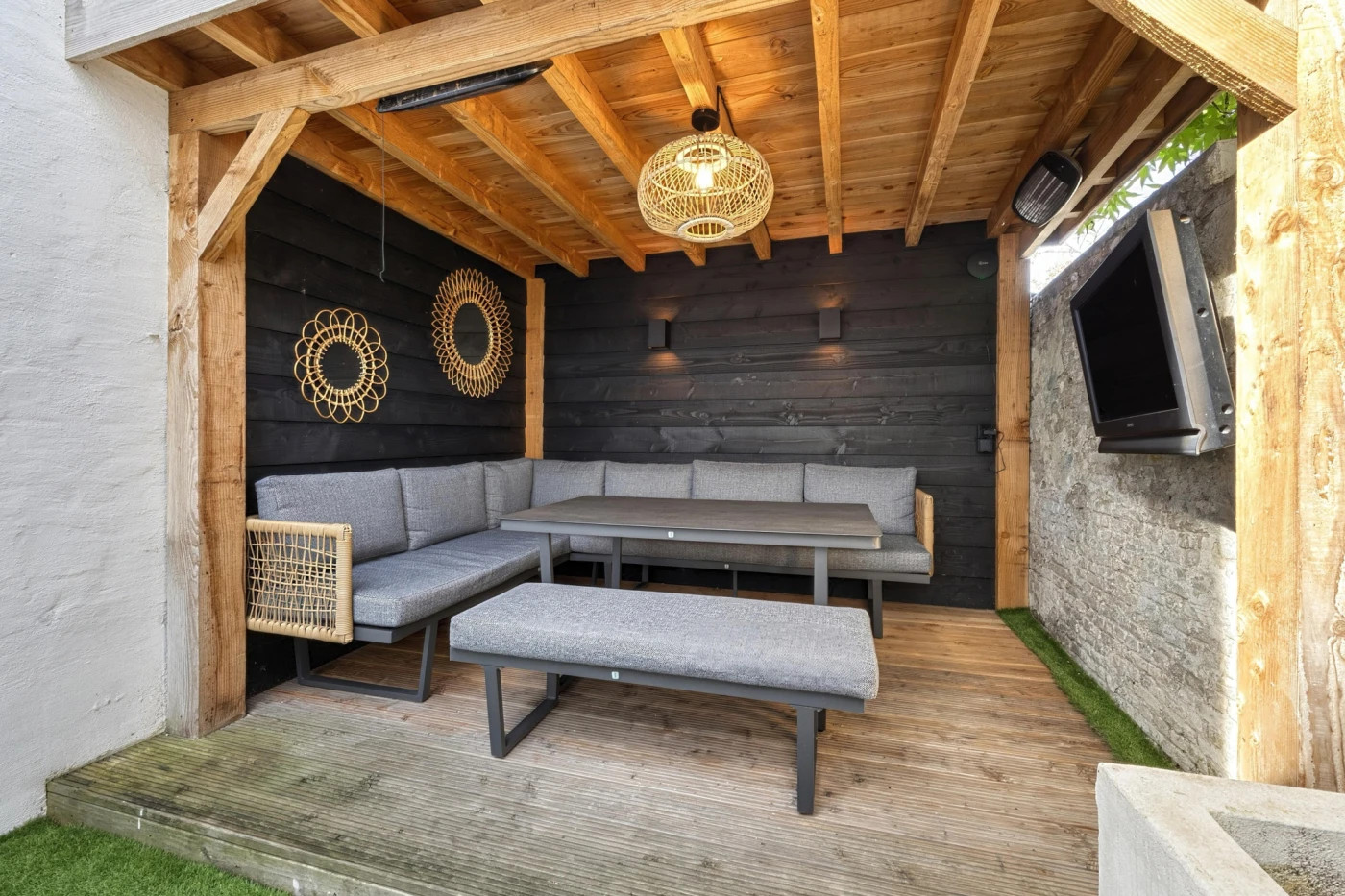 Tussenwoning te koop: Voorstraat 57, Brielle