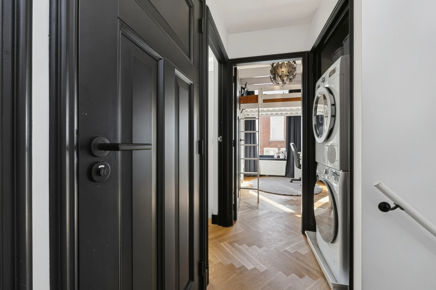 Tussenwoning te koop: Voorstraat 57, Brielle