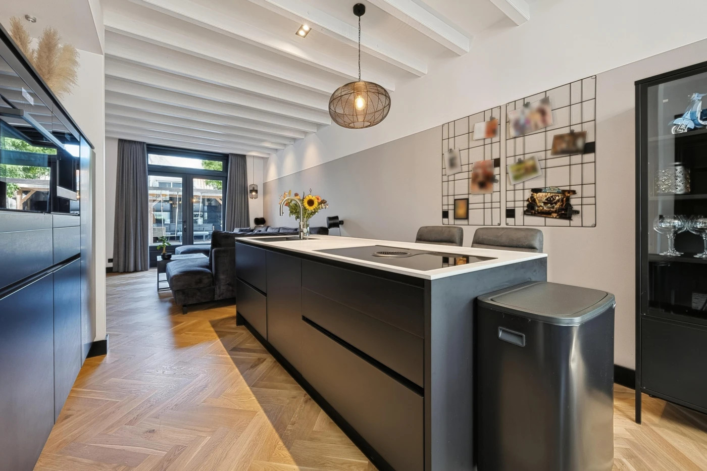 Tussenwoning te koop: Voorstraat 57, Brielle