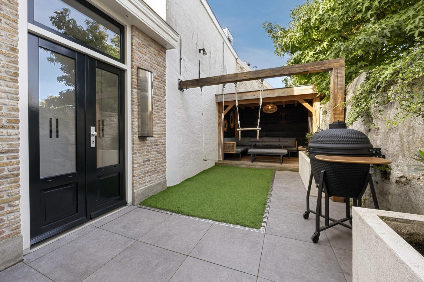 Tussenwoning te koop: Voorstraat 57, Brielle