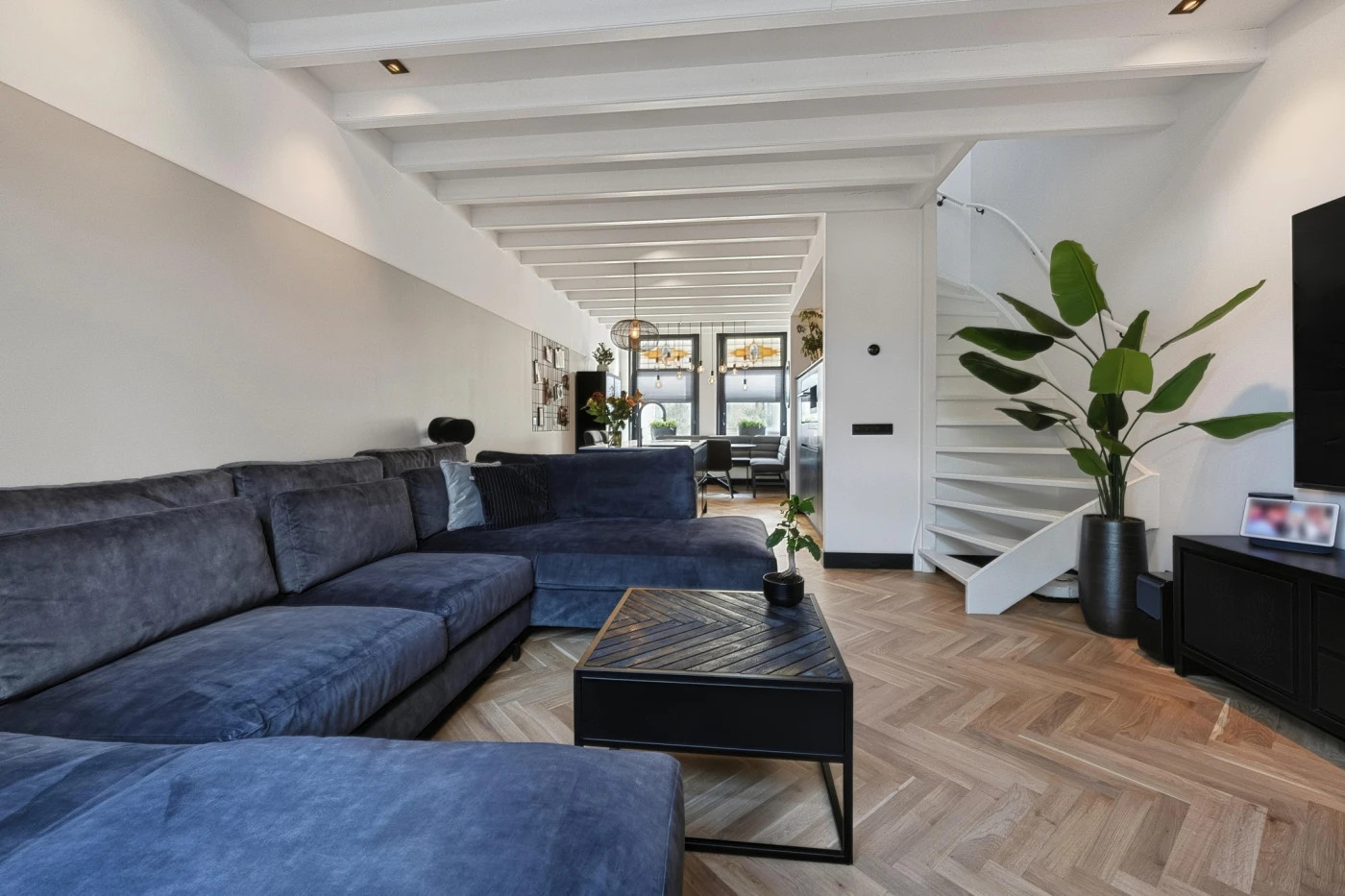 Tussenwoning te koop: Voorstraat 57, Brielle