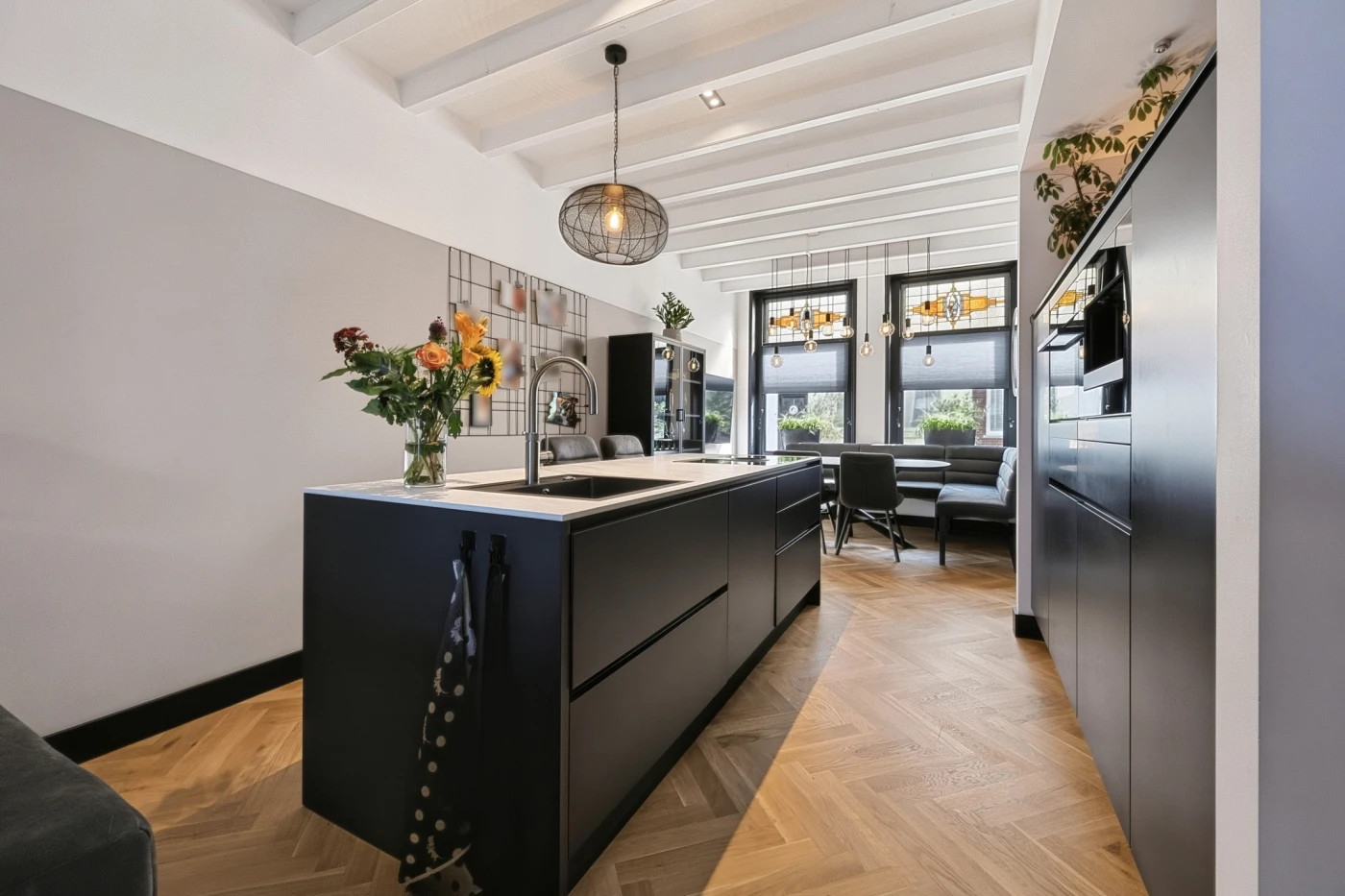 Tussenwoning te koop: Voorstraat 57, Brielle