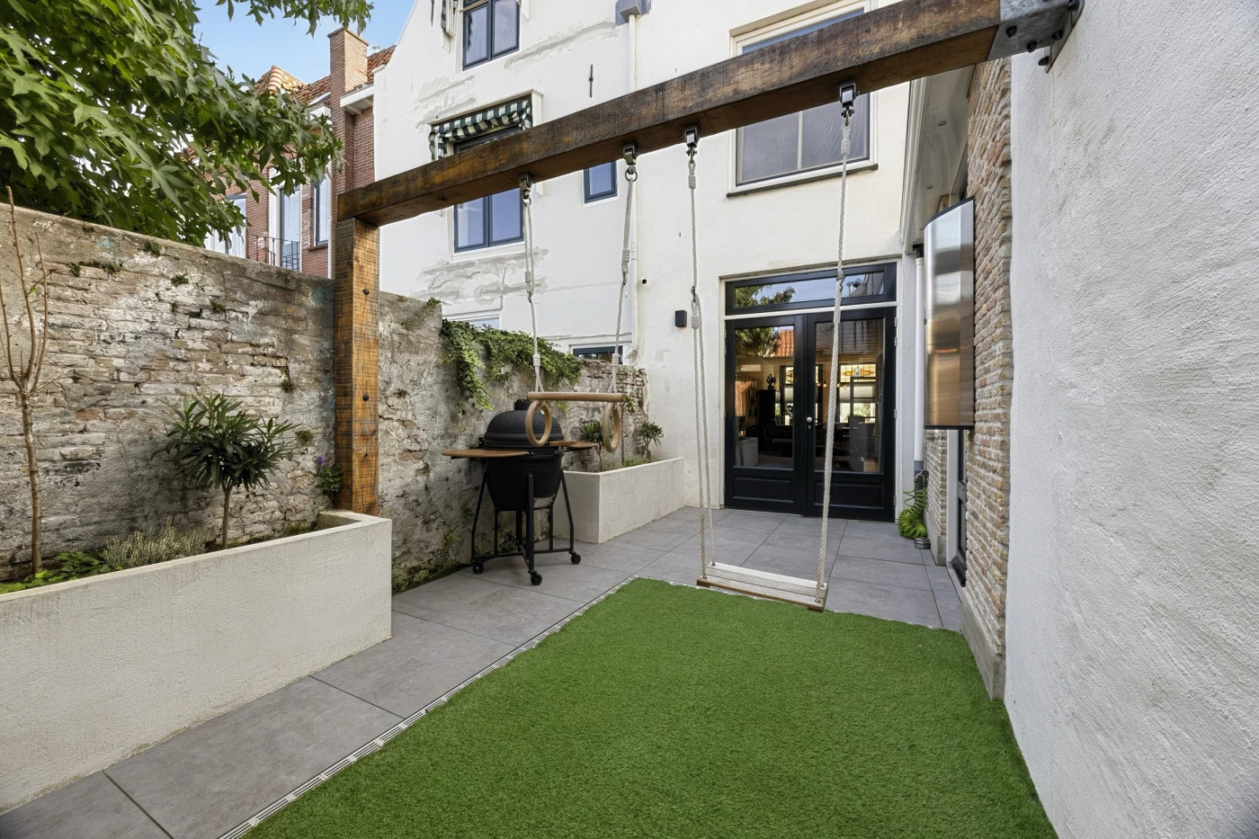 Tussenwoning te koop: Voorstraat 57, Brielle
