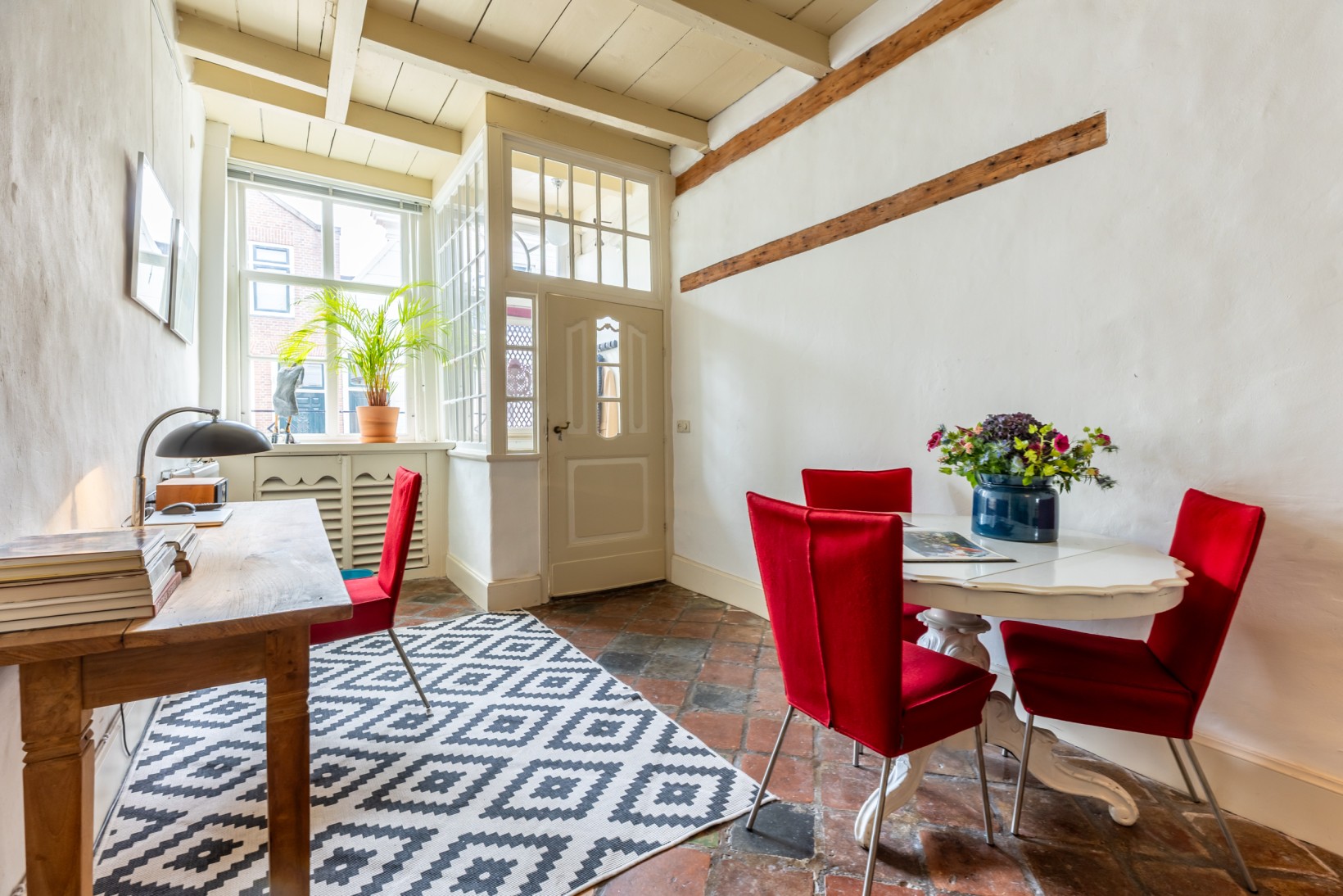 Tussenwoning te koop: Voorstraat 98, Brielle