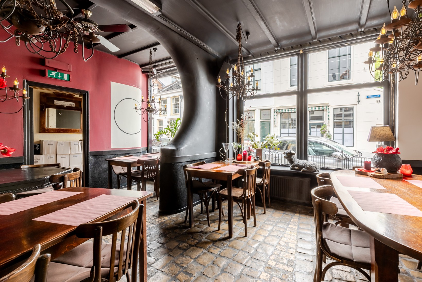 Tussenwoning te koop: Voorstraat 178, Brielle