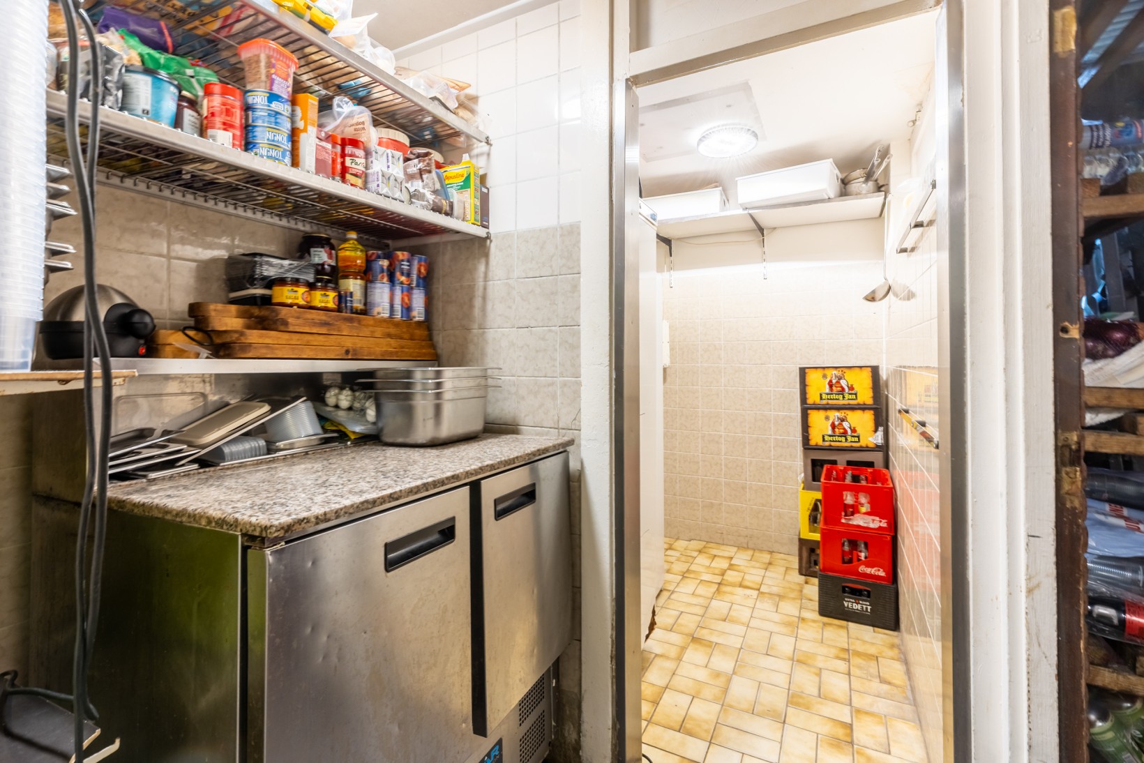 Tussenwoning te koop: Voorstraat 178, Brielle