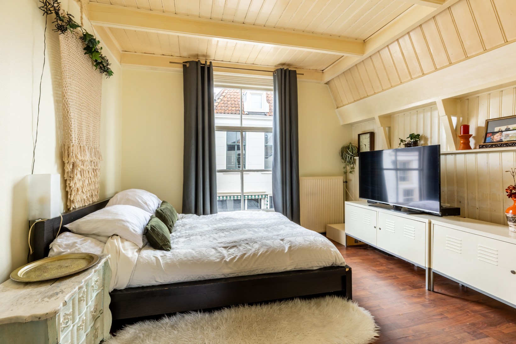 Tussenwoning te koop: Voorstraat 178, Brielle
