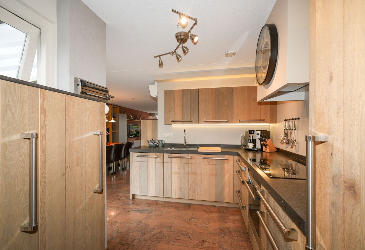 Tussenwoning te koop: Koningsdiep 10, Brielle