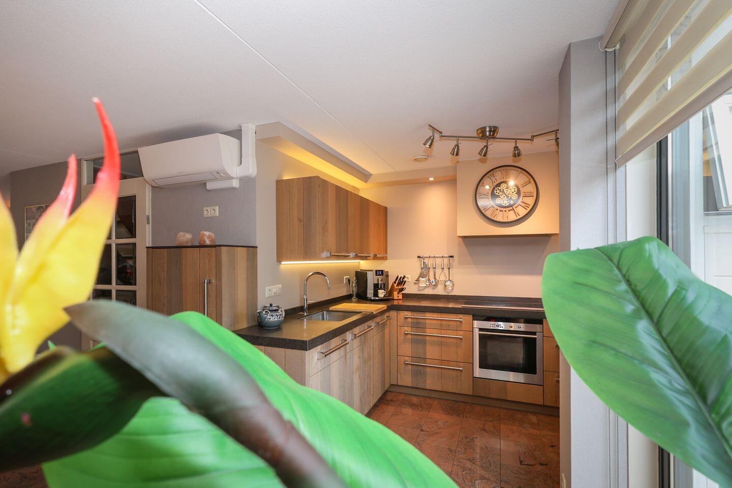 Tussenwoning te koop: Koningsdiep 10, Brielle