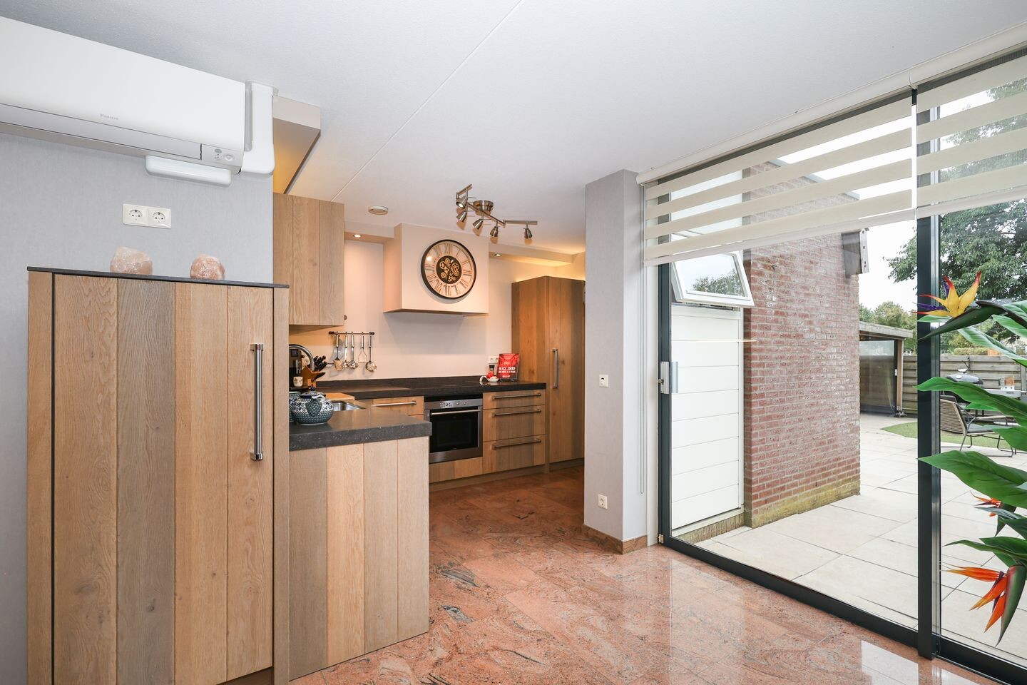 Tussenwoning te koop: Koningsdiep 10, Brielle