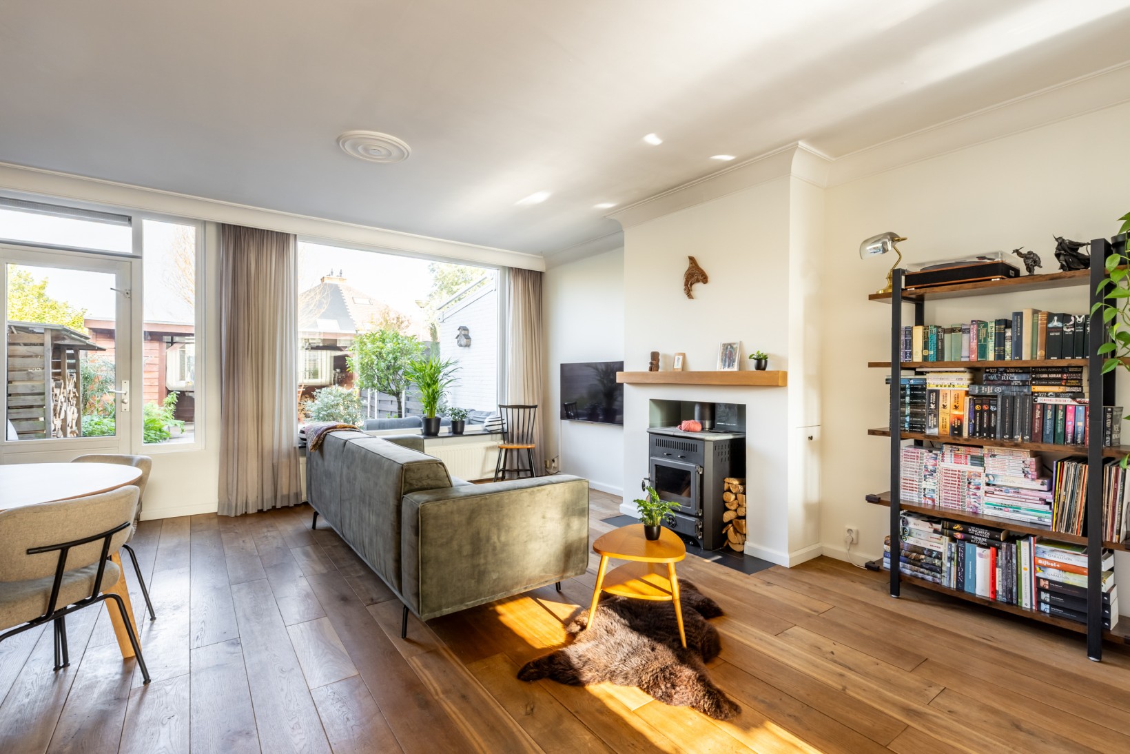 Tussenwoning te koop: Donjonweg 56, Oostvoorne