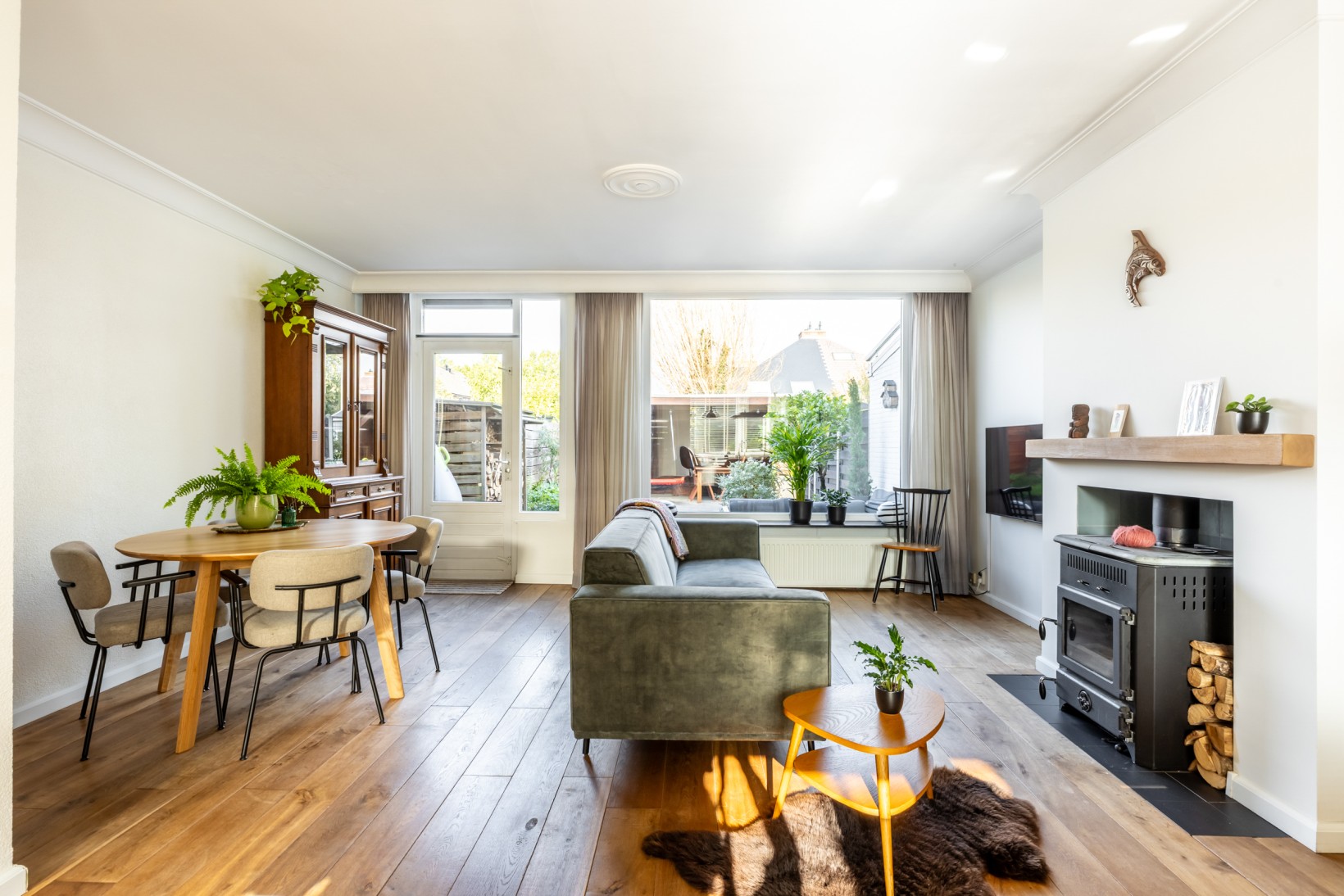 Tussenwoning te koop: Donjonweg 56, Oostvoorne