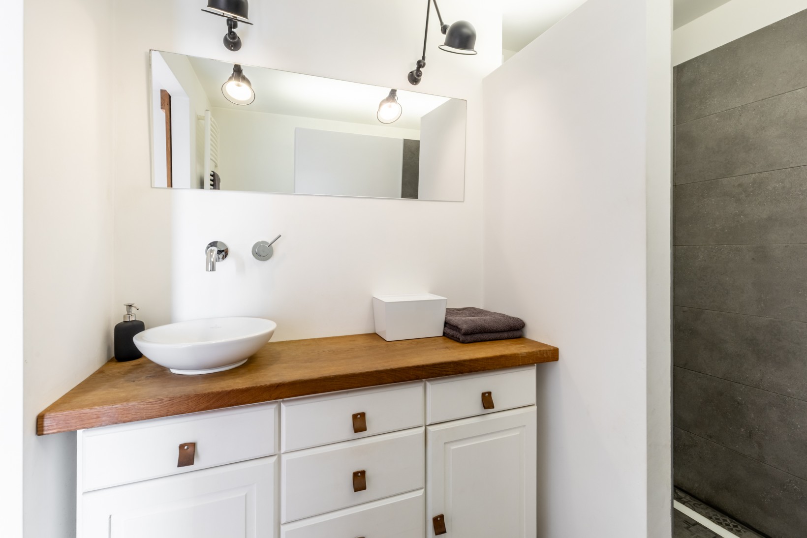 Tussenwoning te koop: Donjonweg 56, Oostvoorne