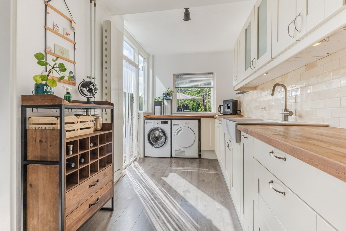 Tussenwoning te koop: Nieuweweg 7, Oostvoorne