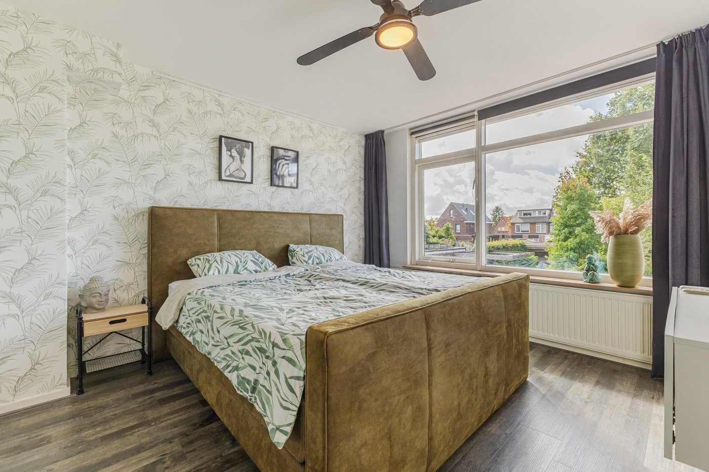 Tussenwoning te koop: Nieuweweg 7, Oostvoorne