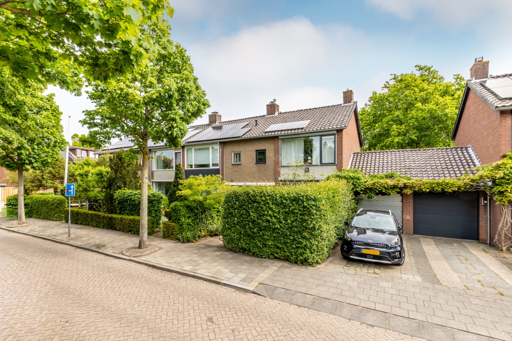 Tussenwoning te koop: Rialaan 32, Oostvoorne