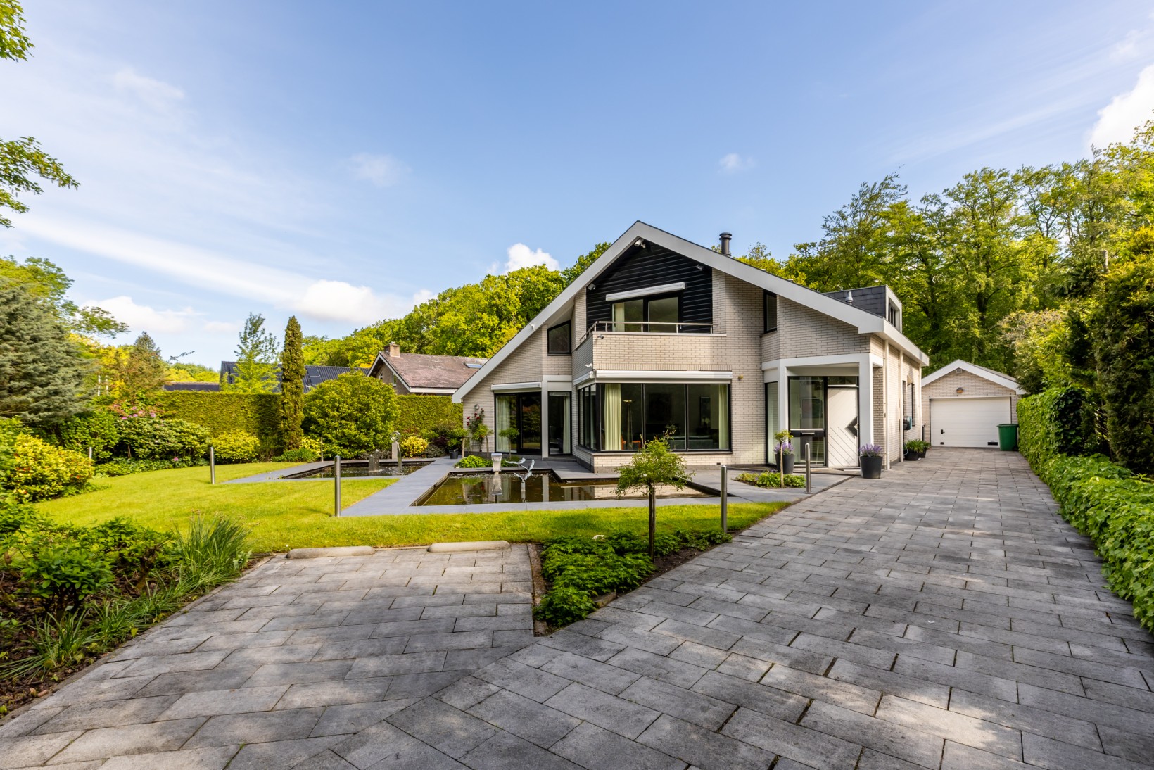 Vrijstaande woning te koop: Zeeweg 18A, Oostvoorne