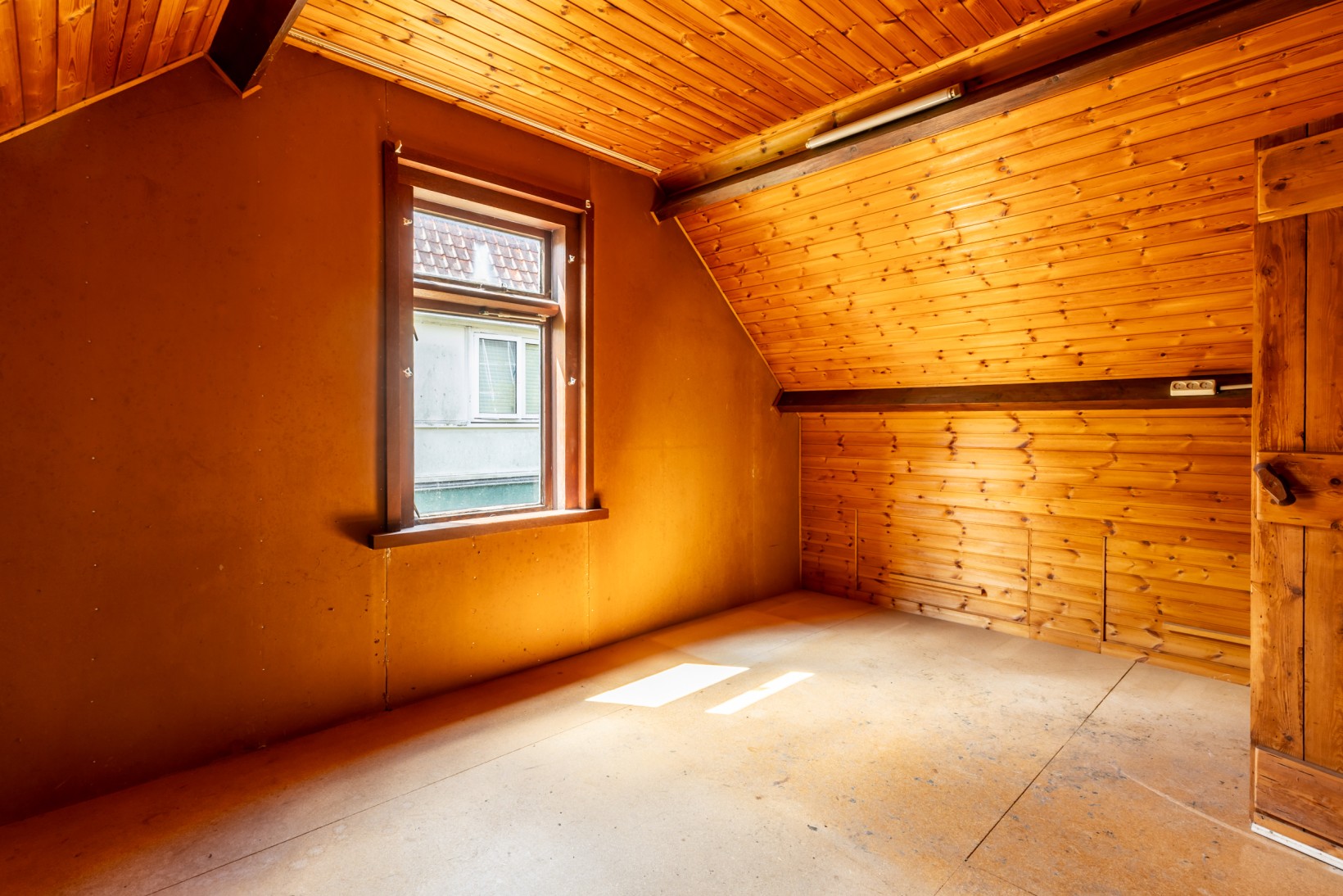 Vrijstaande woning te koop: Duinoordseweg 22, Oostvoorne