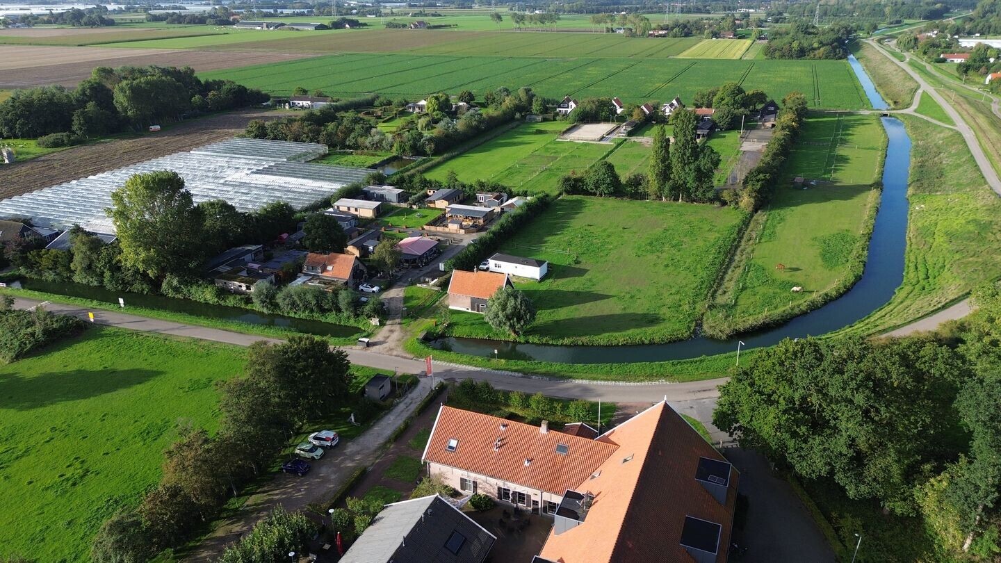 Vrijstaande woning te koop: Bollaarsdijk 2, Oostvoorne